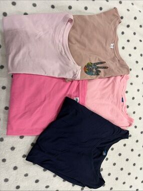(5) Mixed Pink + Navy Tee Bundle - size medium